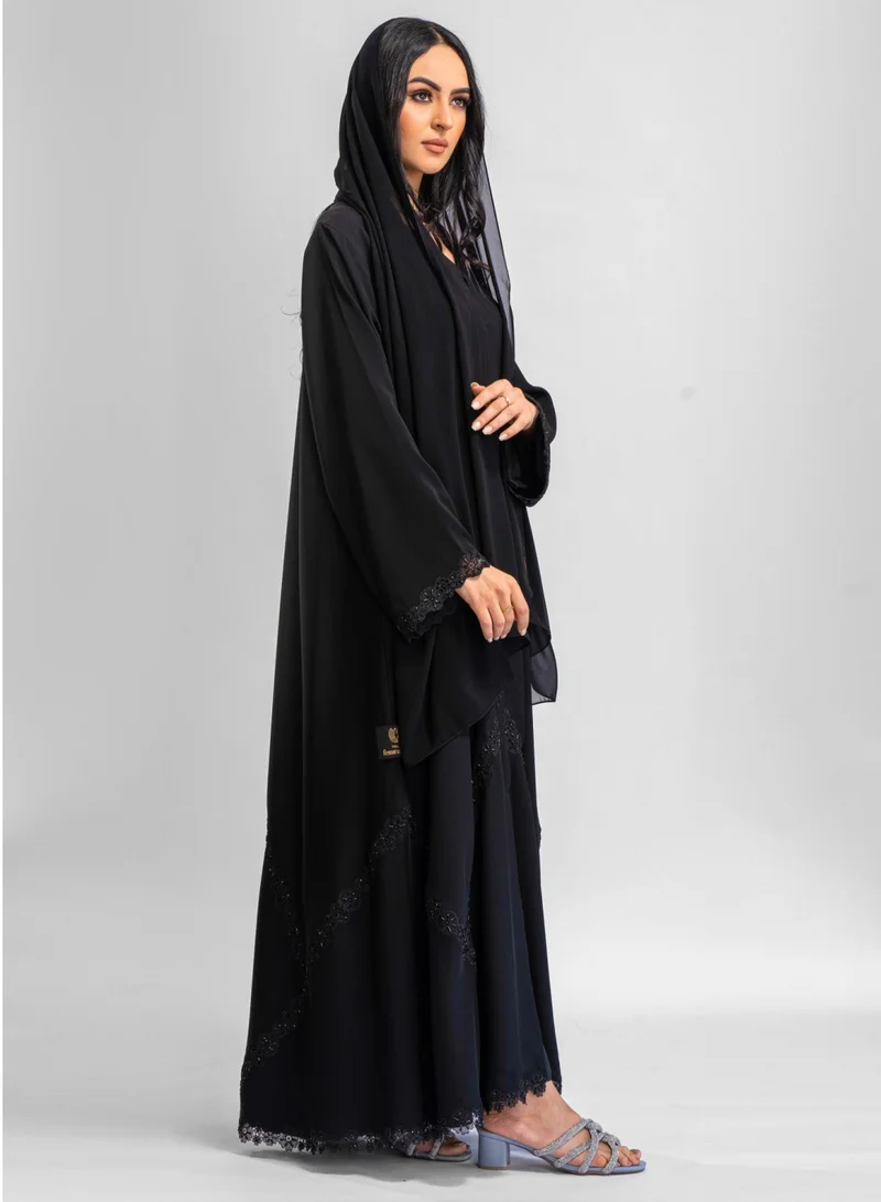 TELAL FEMINA NASREEN