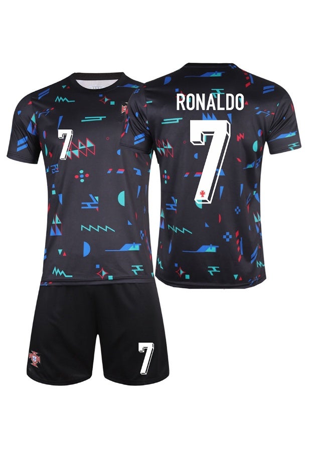 Ronaldo 2024-2025 الأسود التدريب لكرة القدم دعوى # 7 كريستيانو رونالدو كرة القدم جيرسي السراويل طقم هدايا حجم الأطفال وحجم الكبار ، هدية للجماهير والأصدقاء - Image 1
