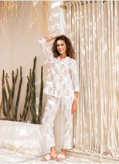sanskrutihomes All-Over Floral Printed Buttoned Shirt With Trousers Co-Ords by Styli  - Image 4