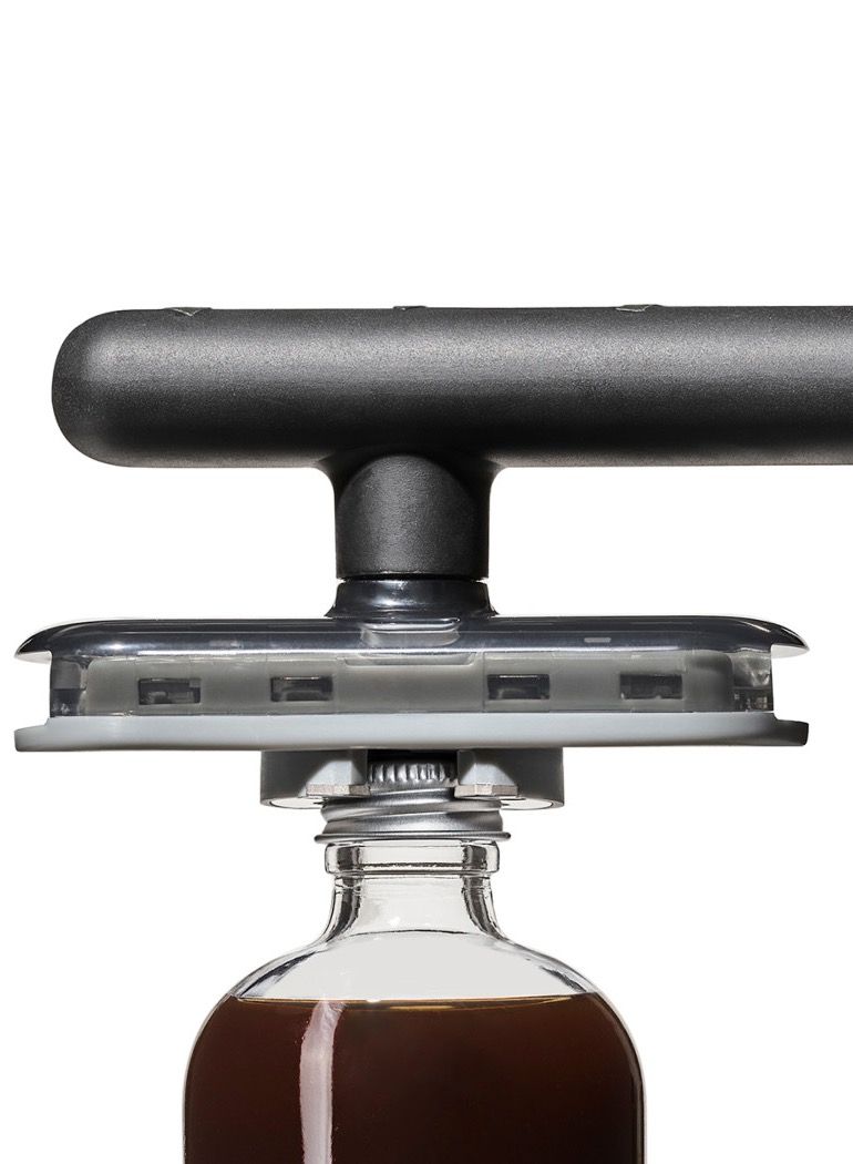 OXO OXO GG Jar Opener -With Base Pad  - Image 3