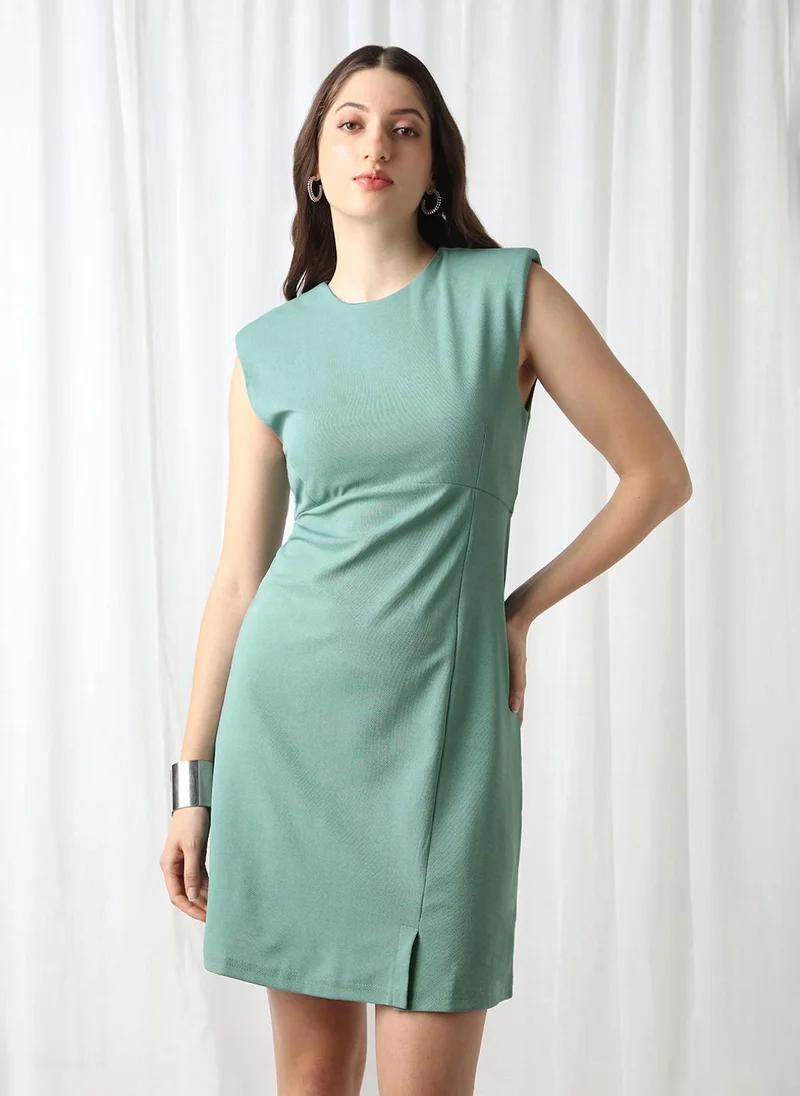 جلو باص فستان نسائي أخضر بياقة مستديرة وأكتاف مبطنة بتصميم ذاتي قصير للعمل
