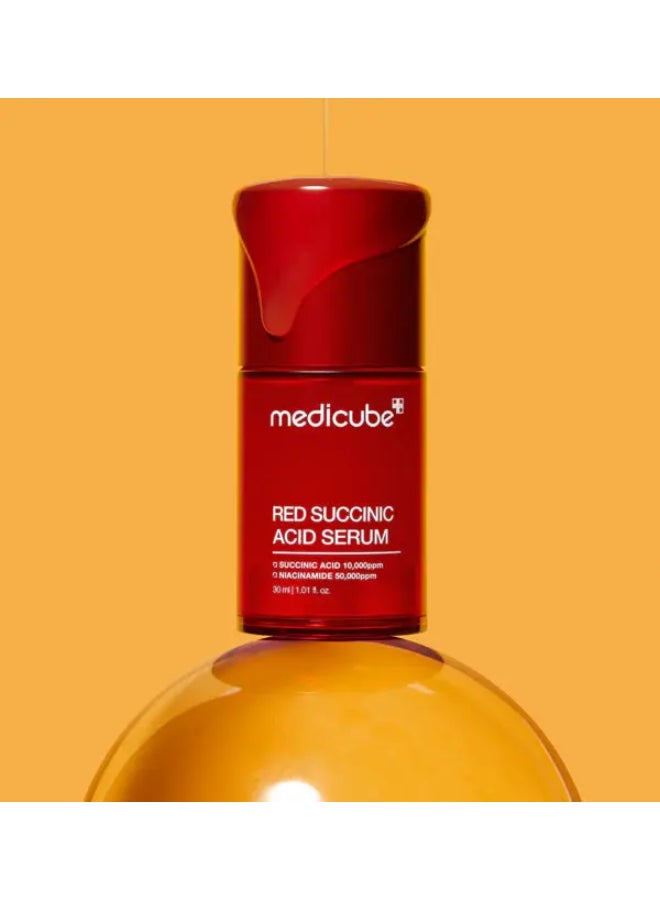 Medicube سيروم توضيح حمض السكسينيك الأحمر 30 مل - Image 1