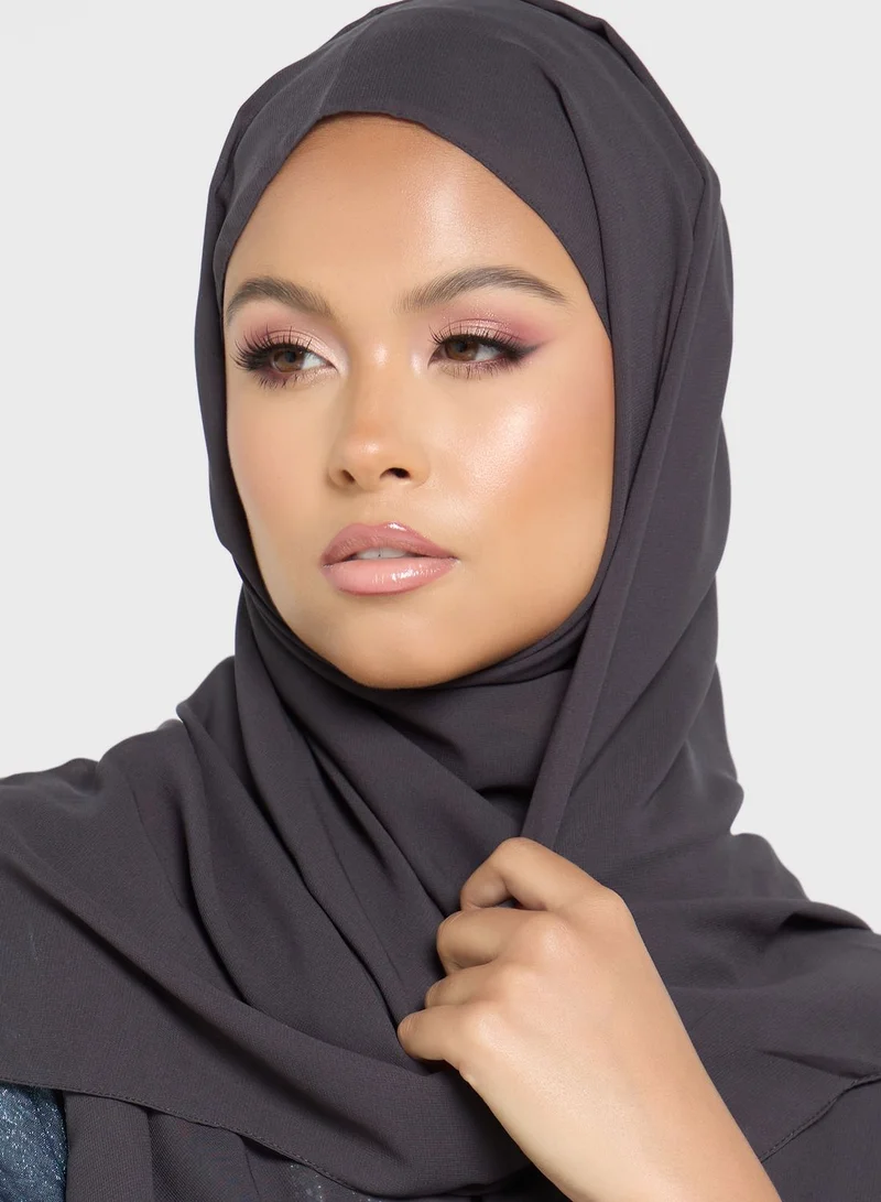 hayas closet Embellished Patterned Neck Abaya
