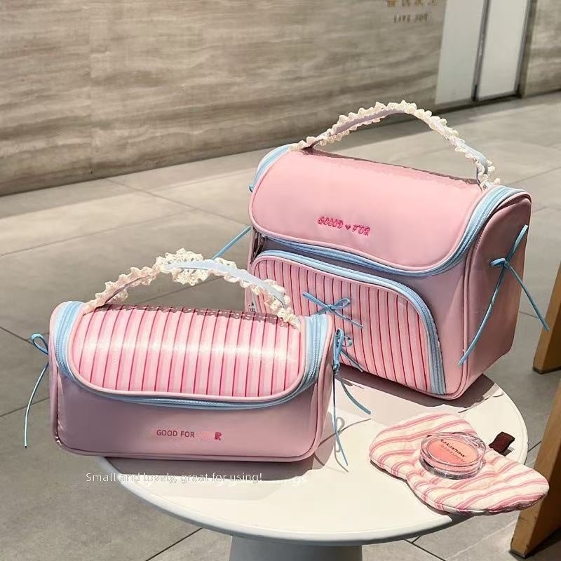 Waterproof Makeup Bag with Bow Pattern and Zippered Organizer
