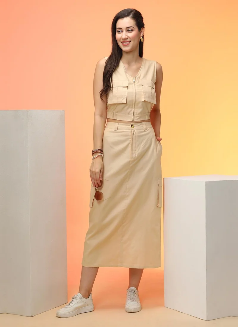 جلو باص طقم بلوزة قصيرة وتنورة ميدي بجيوب كارجو نسائي من جلوبس