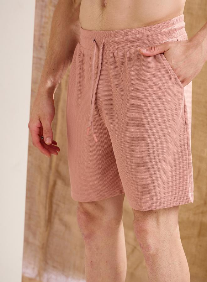 SASSAFRAS Men Pink Waffle Textured Straight Fit Shorts - Image 4