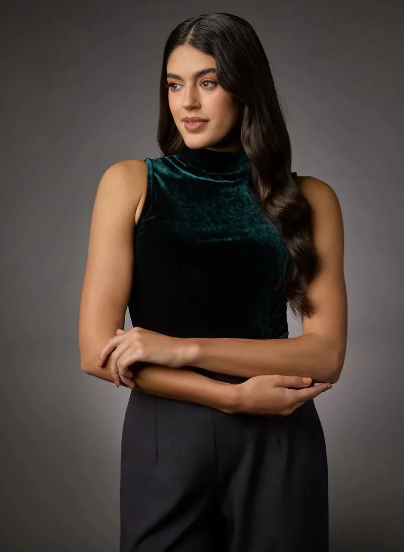 زجزاج بلوزة مخملية بياقة عالية وبدون أكمام - أخضر داكن