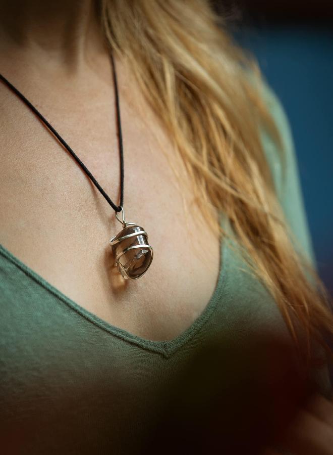 Ayana Wellness AYANA Smoky Quartz Crystal Healing Pendant Necklace for Women | Root Chakra | Scorpio Birthstone | Promotes Stability & Calmness | Handmade with Ethically Sourced Raw Natural Pure Gemstone - Image 2