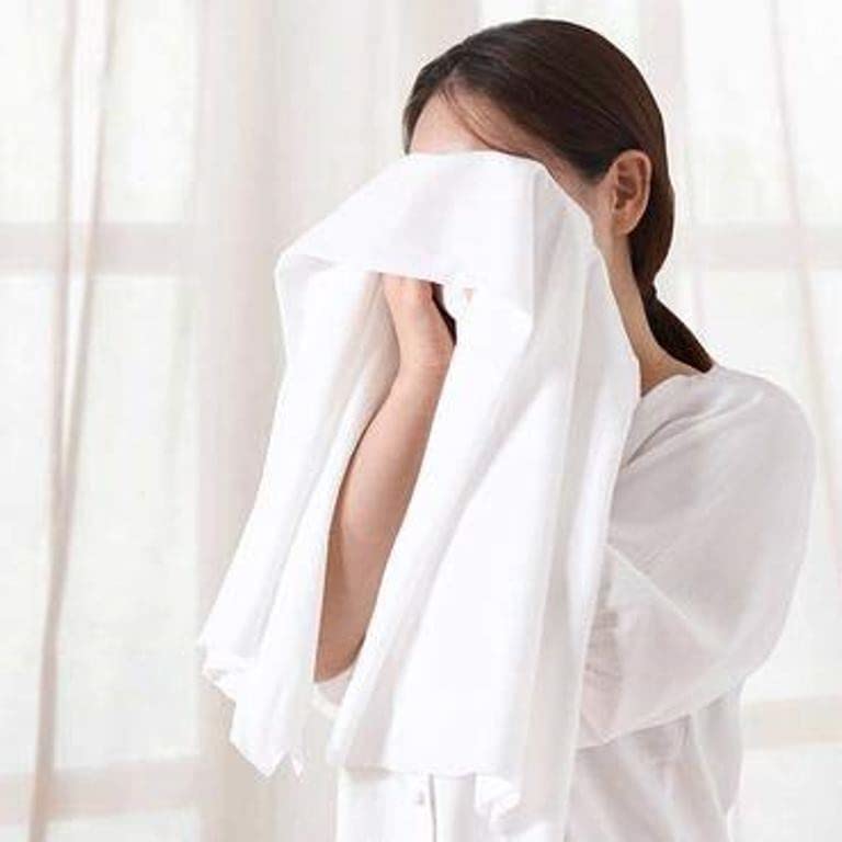 KUDIZE Kudize Disposable Kit For Hospital Hotel Spa Massage and Beauty Parlor Saloon Having Bed Sheet 31 80 Inch Spun less Panty Towel 25 50 Inch Towel 18 18 Inch and Sleeper Multipurpose 5 KIT  - Image 4