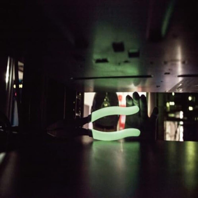 Klein Tools D20009NEGLW Side Cutter Linemans Pliers, Made in USA, Cut ACSR, Screws, Nails, Hard Wire, 9-Inch Hi-Viz Pliers - Image 3