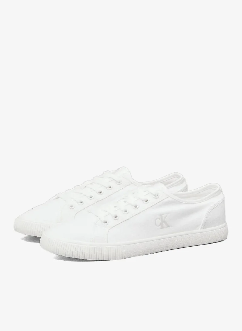 كالفن كلاين جينز حذاء رياضي من الكانفاس برقبة منخفضة