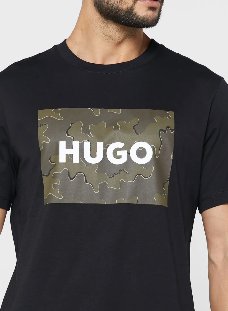 HUGO Design 2 Move Camo Graphic T-Shirt