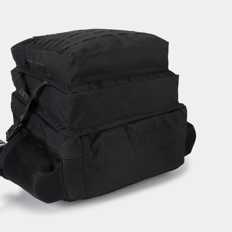 مصمم للرياضيين LARGE GYM BACKPACK BUILT FOR ATHLETES BLACK