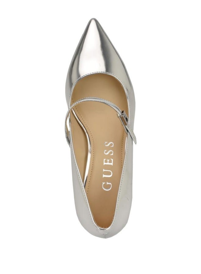 GUESS حذاء زاندز للنساء، فضي 040، 37.5 EU - Image 4