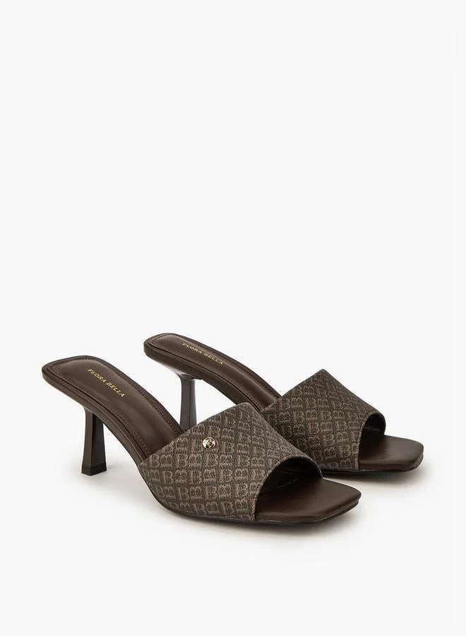 فلورا بيلا من شو إكسبرس صنادل نسائية بكعب خنجر سهلة الارتداء