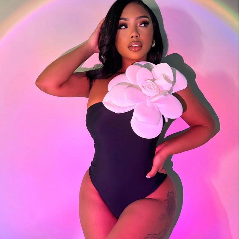 Hx0347 New Three-Dimensional Big Flower Decorative One-Piece Swimsuit White Solid Color One-Piece Swimsuit 3D Suit - Image 4