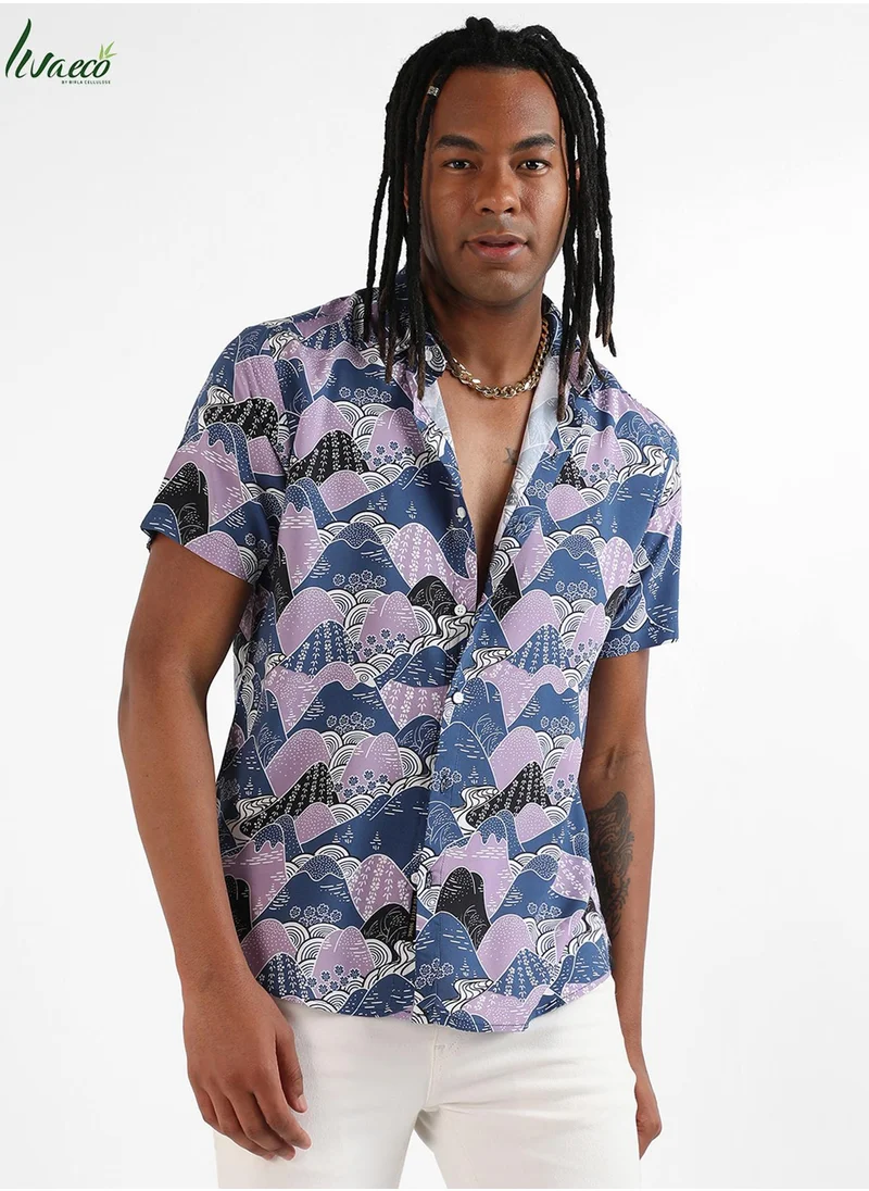 كامبوس سوترا Campus Sutra Men's Blue & Lavender Contrast Landscape Shirt For Casual Wear | Made With Eco-Liva | Spread Collar | Short Sleeve | Button Closure | Shirt Crafted With Comfort Fit For Everyday Wear