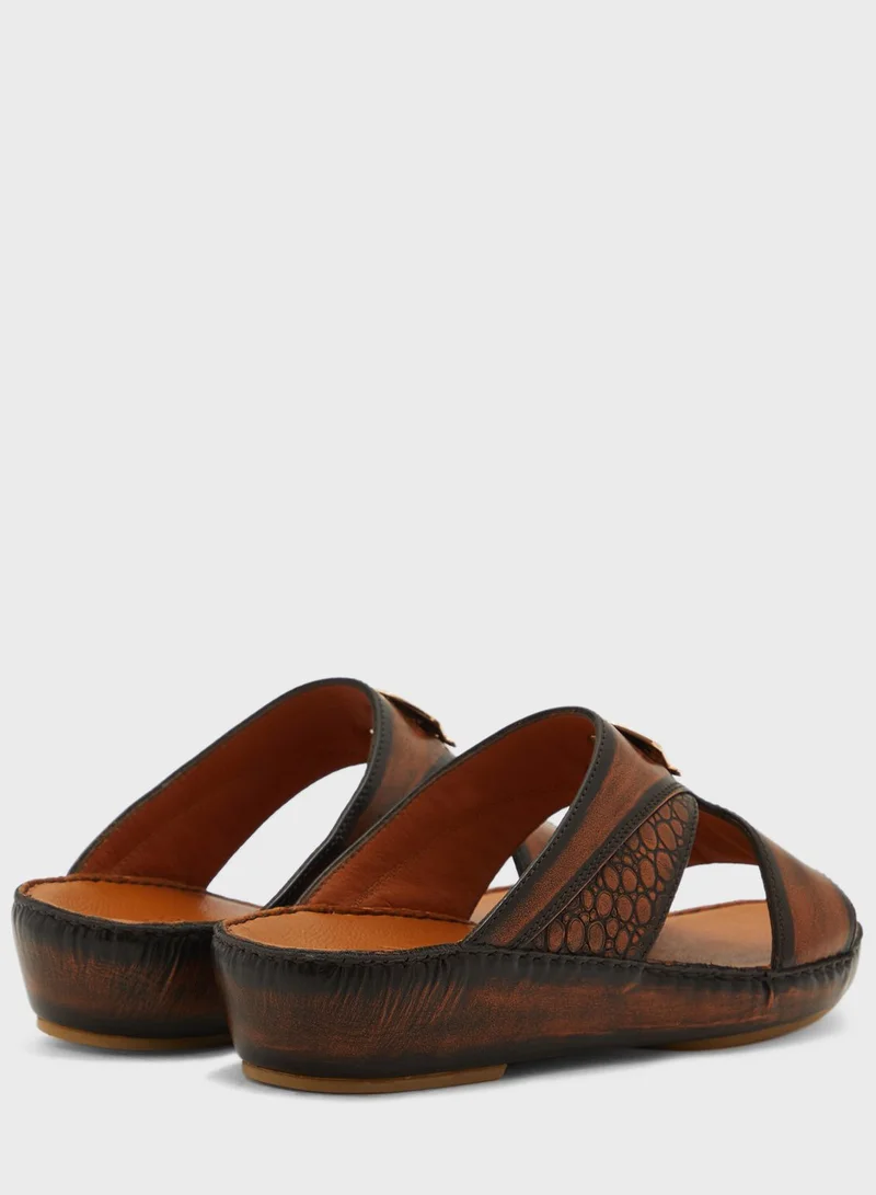 Posh La Vie Modern Arabic Sandals