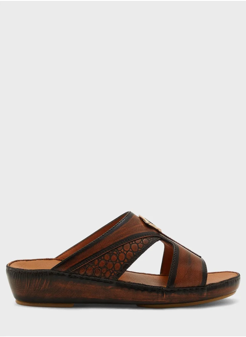 Posh La Vie Modern Arabic Sandals