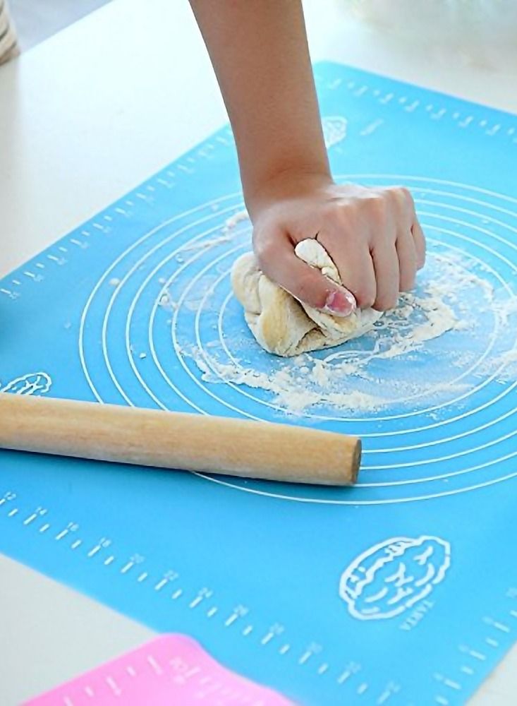 SYOSI 3PcsSilicone Baking Mat Set, SYOSI Baking Pastry Tools Kitchen Kits Soft Silicone Kneading Bags, Plastic Scrapers, Dough Rolling Mat - Image 2