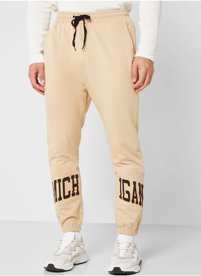 سفنتي فايف Varsity Jogger