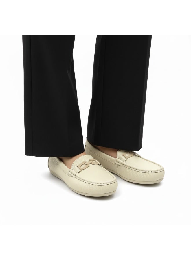 حذاء لوفر نسائي راقٍ بكعب مسطّح – أناقة يومية مع راحة تدوم - متوفر بمقاسات و الوان مختلفه - Image 2