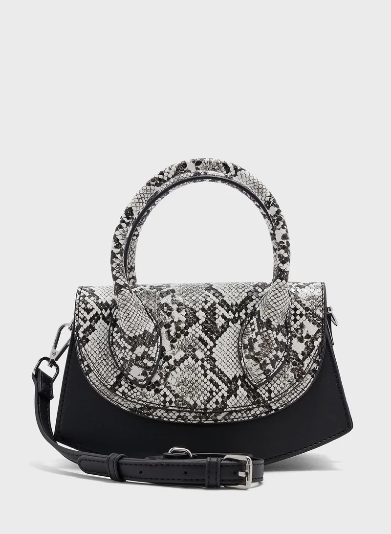 TOPSHOP Narrow Strap Crossbody