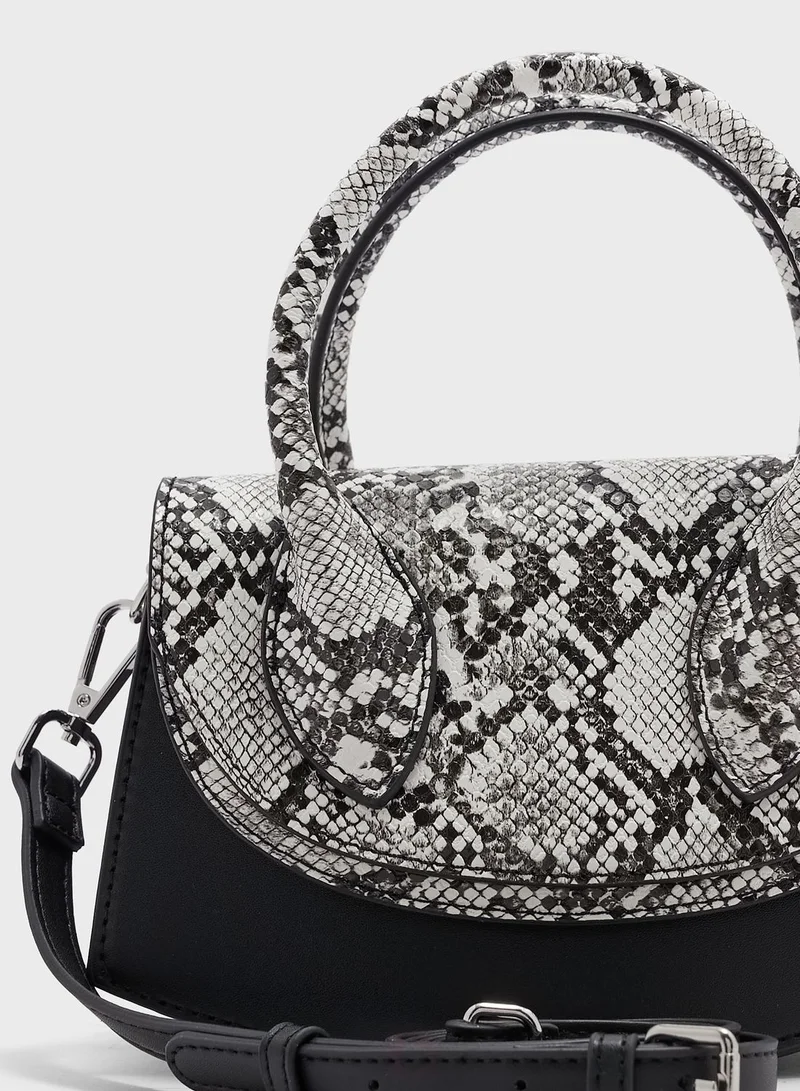 TOPSHOP Narrow Strap Crossbody