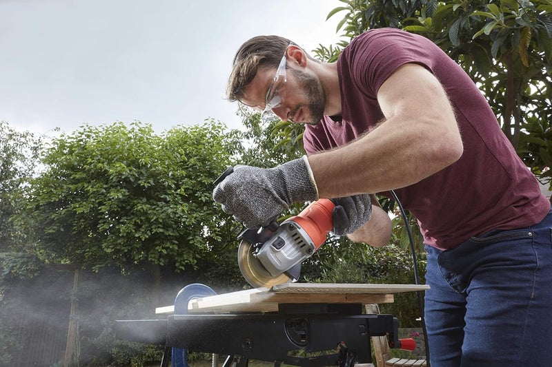 بلاك اند ديكر مِطحنة زاوية صغيرة 710 واط 115 مم، برتقالي/أسود - Beg010-Gb، قرص القطع غير متضمن - Image 3