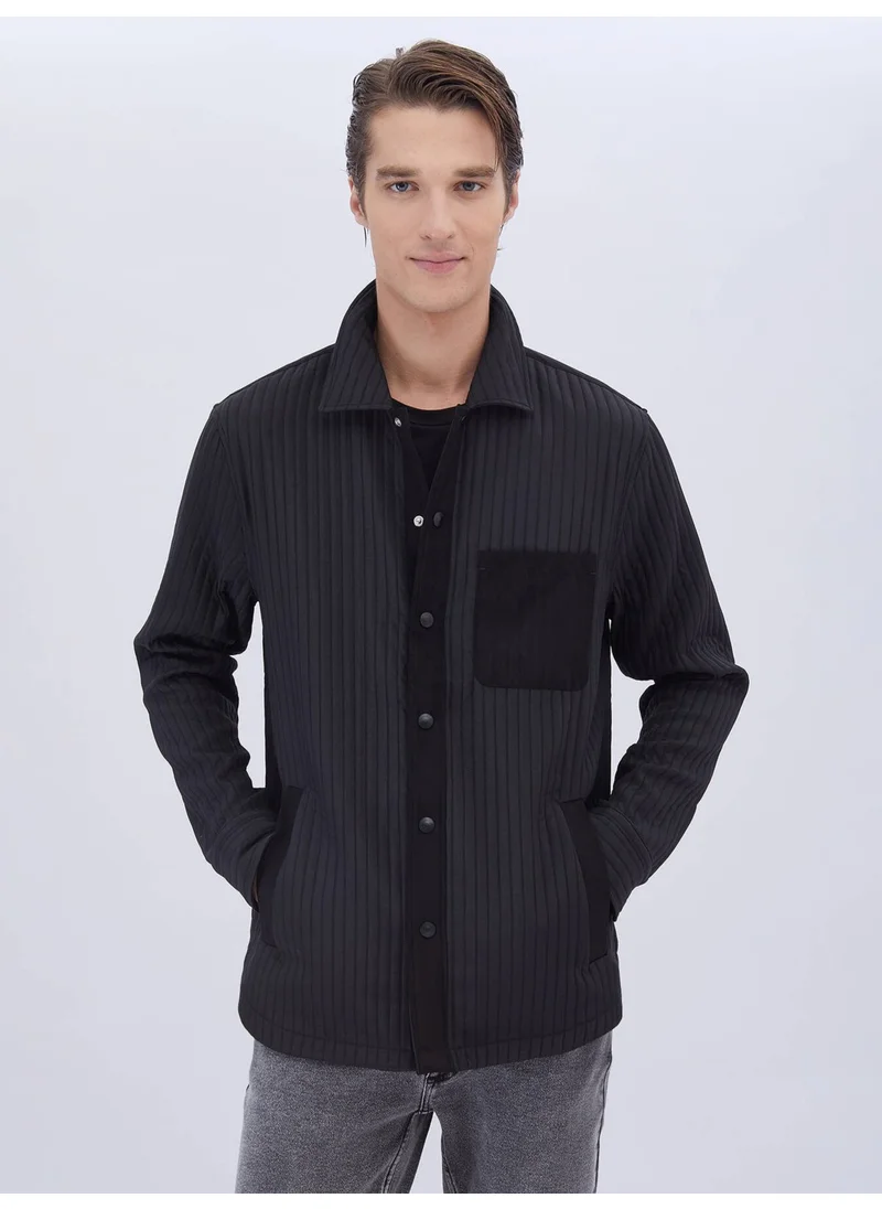 Kip Black Plain Regular Fit Woven Overshirt