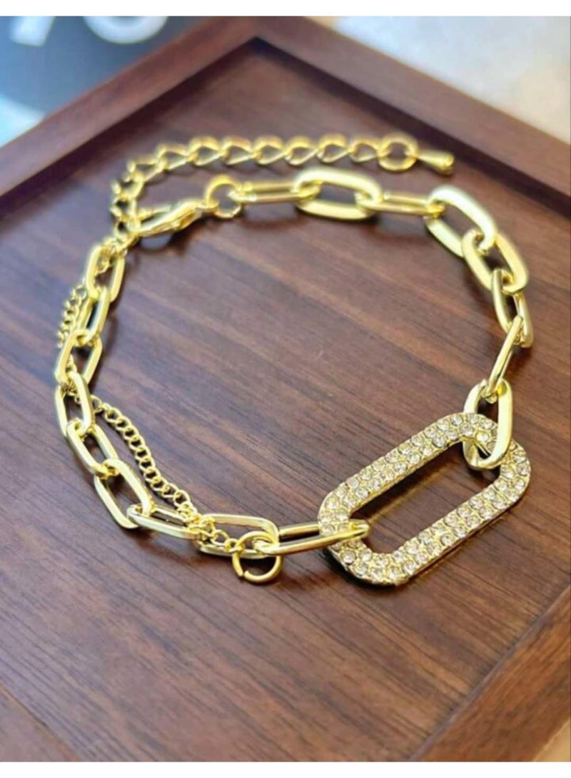 RA accessories Women's Bracelet Of Golden Chain - Elegant Design - Image 3