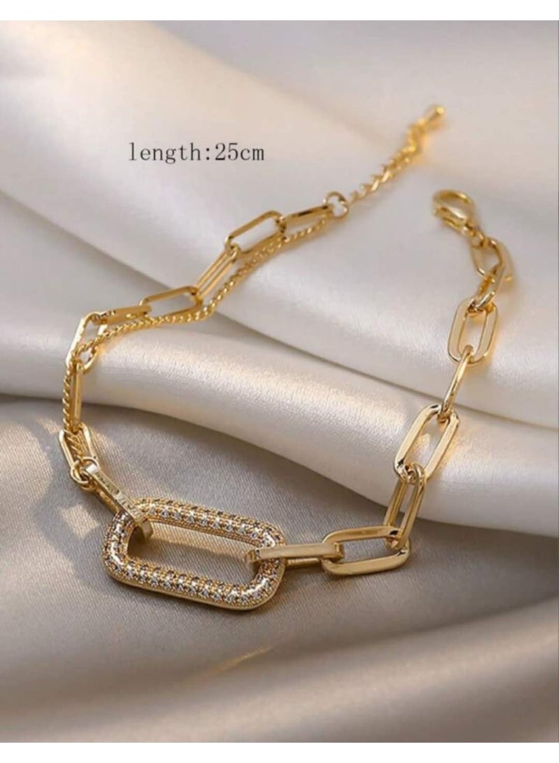 RA accessories Women's Bracelet Of Golden Chain - Elegant Design - Image 2