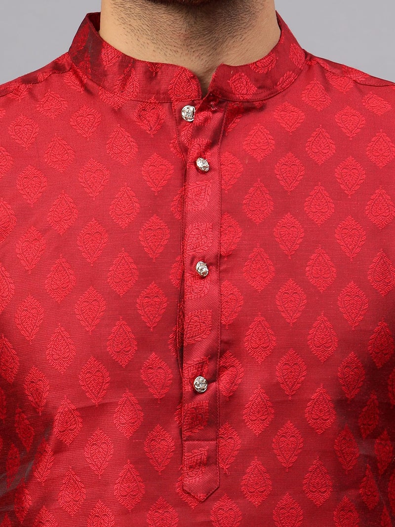 LATEST CHIKAN Men's Cotton Silk Blend Kurta and Pyjama Set - Image 4