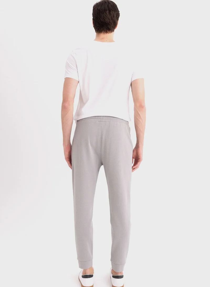 DeFacto Slim Fit Sweatpants