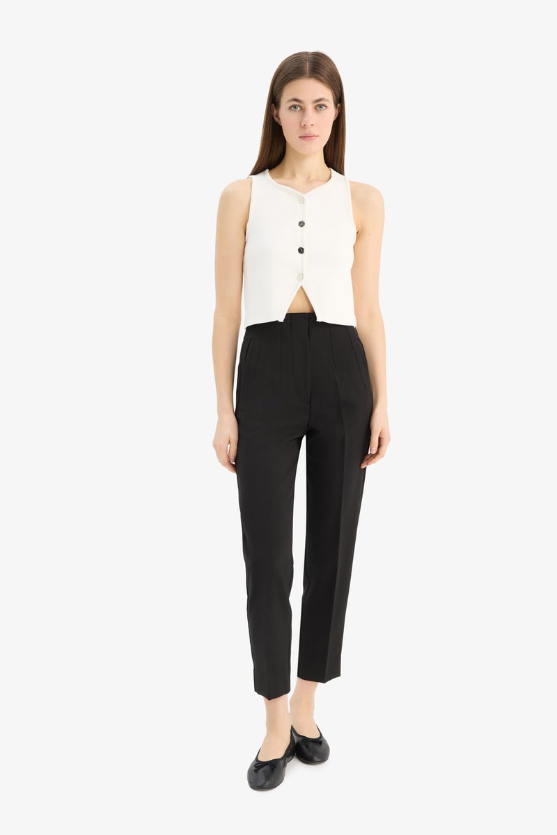 DeFacto White Woman Regular Fit Crew Neck White Knitted Vest Casual - Image 2