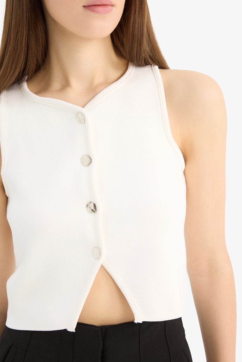 DeFacto White Woman Regular Fit Crew Neck White Knitted Vest Casual - Image 5