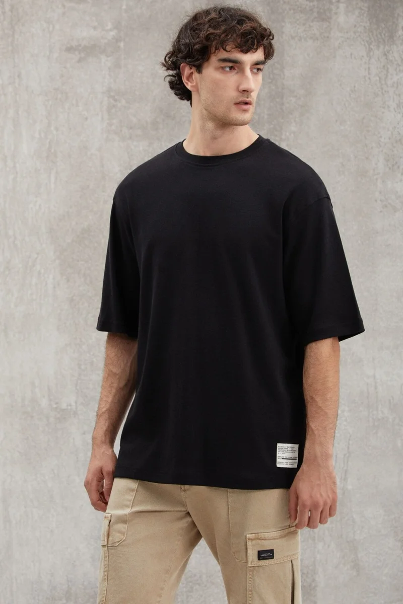 جريميلانج Joel Men's 100% Organic Cotton Thick Fabric Special Texture Label Detail Oversize Black T-shirt