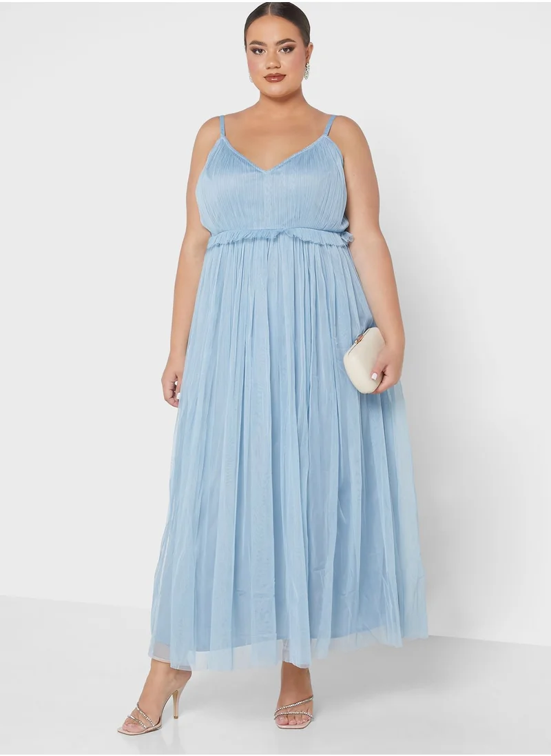 Anaya with Love Curve Lace Detail Pleated Dress