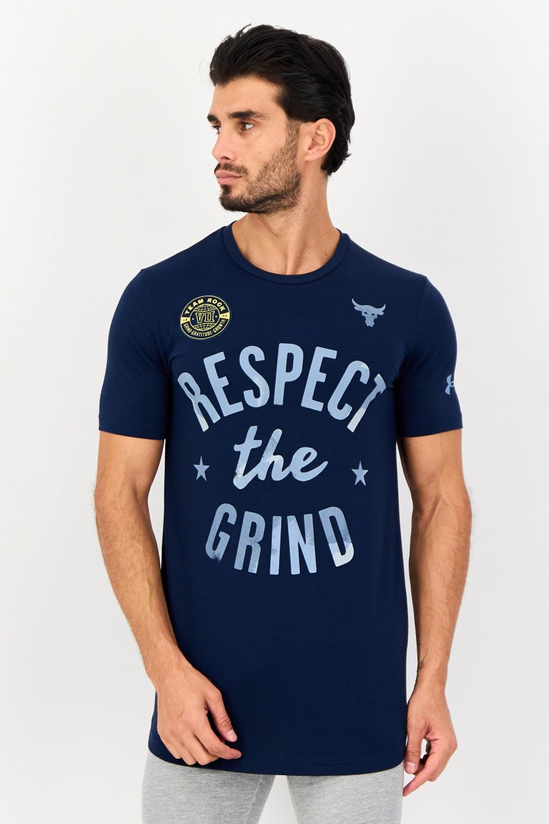 UNDER ARMOUR تي شيرت رجالي فضفاض بأكمام قصيرة للخارج، أزرق داكن - Image 1