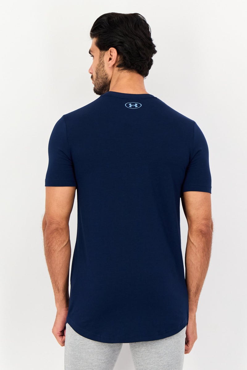 UNDER ARMOUR تي شيرت رجالي فضفاض بأكمام قصيرة للخارج، أزرق داكن - Image 4