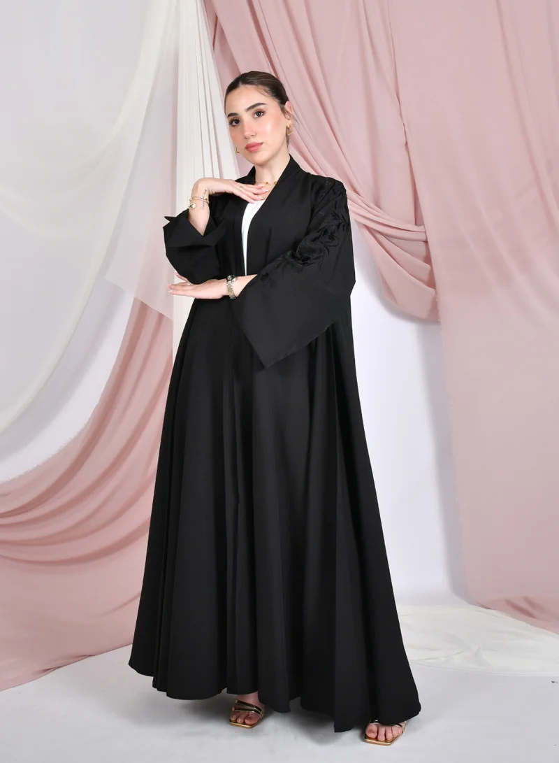 HAWRAA ABAYA Black quarter-length wrap abaya with summer fabric, wide sleeves, and embroidery on the sleeves