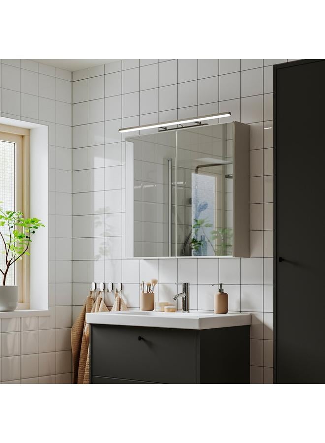 زبون إضاءة LED للخزانة/الحائط، مطلية بالكروم، 82 سم - Image 3