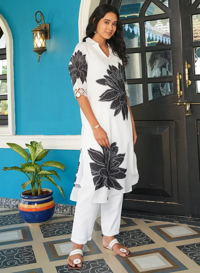 QISSA Women's Daisy White Dahlia Imprint Kurta Set
