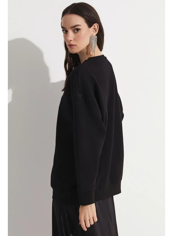 JUNE June Women Cotton Blend Oversize/Wide Fit Crew Neck Basic Knitted Sweatshirt Black