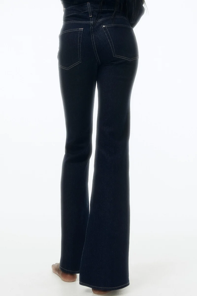 اتش اند ام جينز بقصّة حافة واسعة وخصر عالي