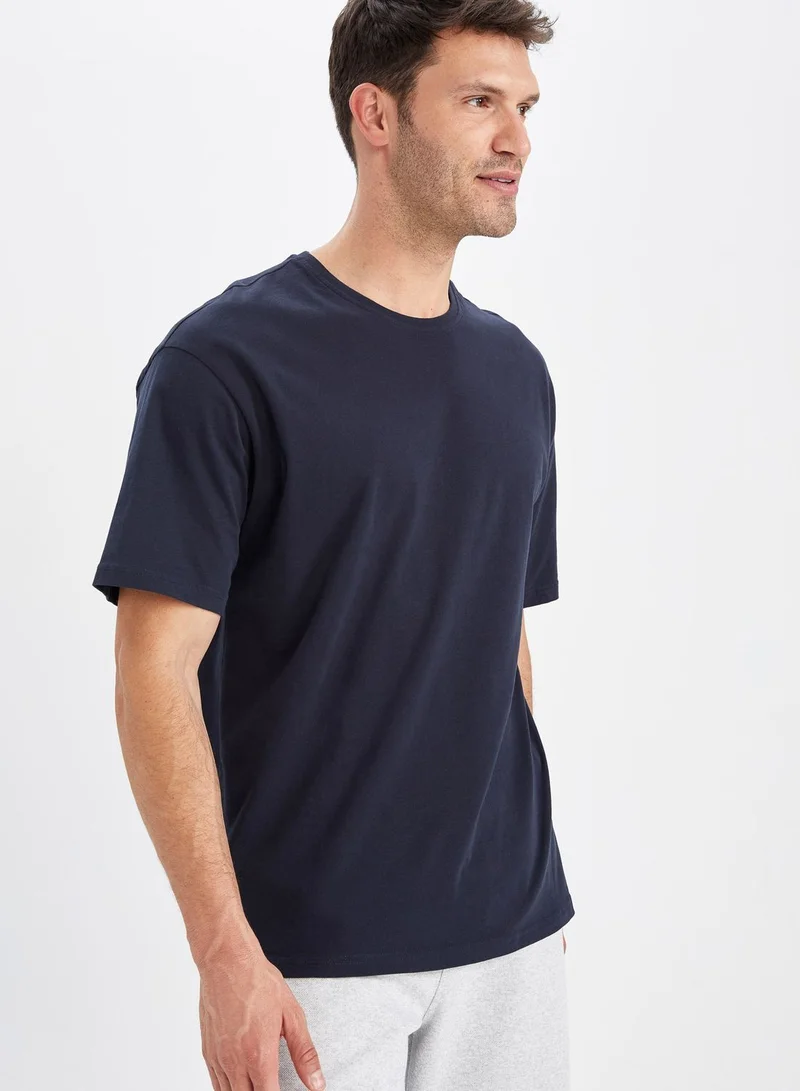 DeFacto Essential Crew Neck T-Shirt