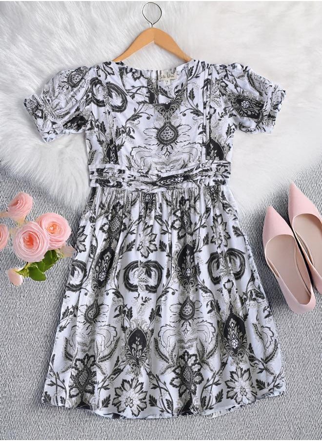 BELLA MODA All-Over Print Fit and Flare Dress with Short Sleeves by Styli  - Image 1