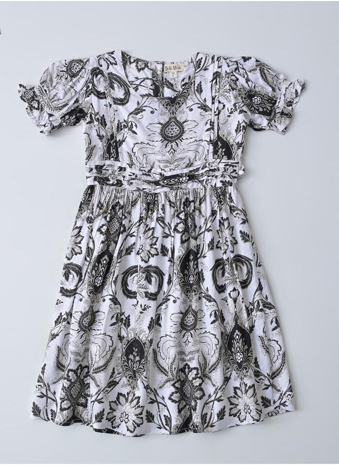 BELLA MODA All-Over Print Fit and Flare Dress with Short Sleeves by Styli  - Image 2