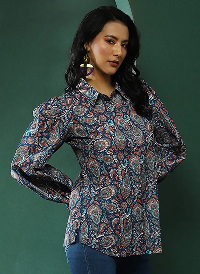أيه كيه إس قميص نسائي كاجوال مطبوع بنقوش عرقية زرقاء