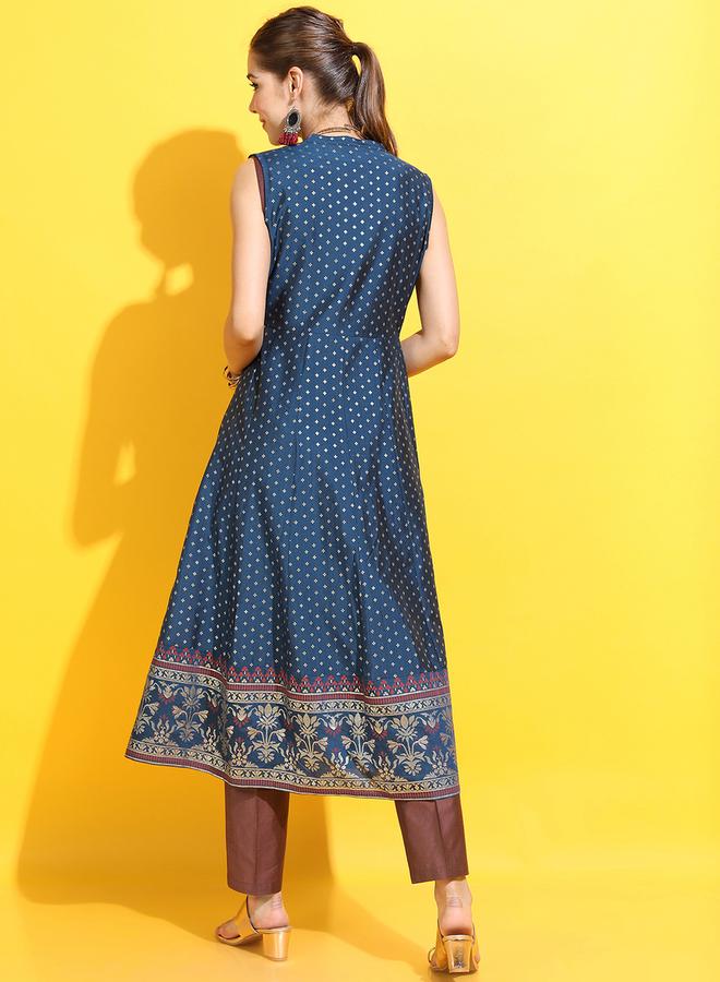 فيشود طقم فيشودود نسائي كورتا مطبوعة مع بنطلون وجاكيت - Image 3